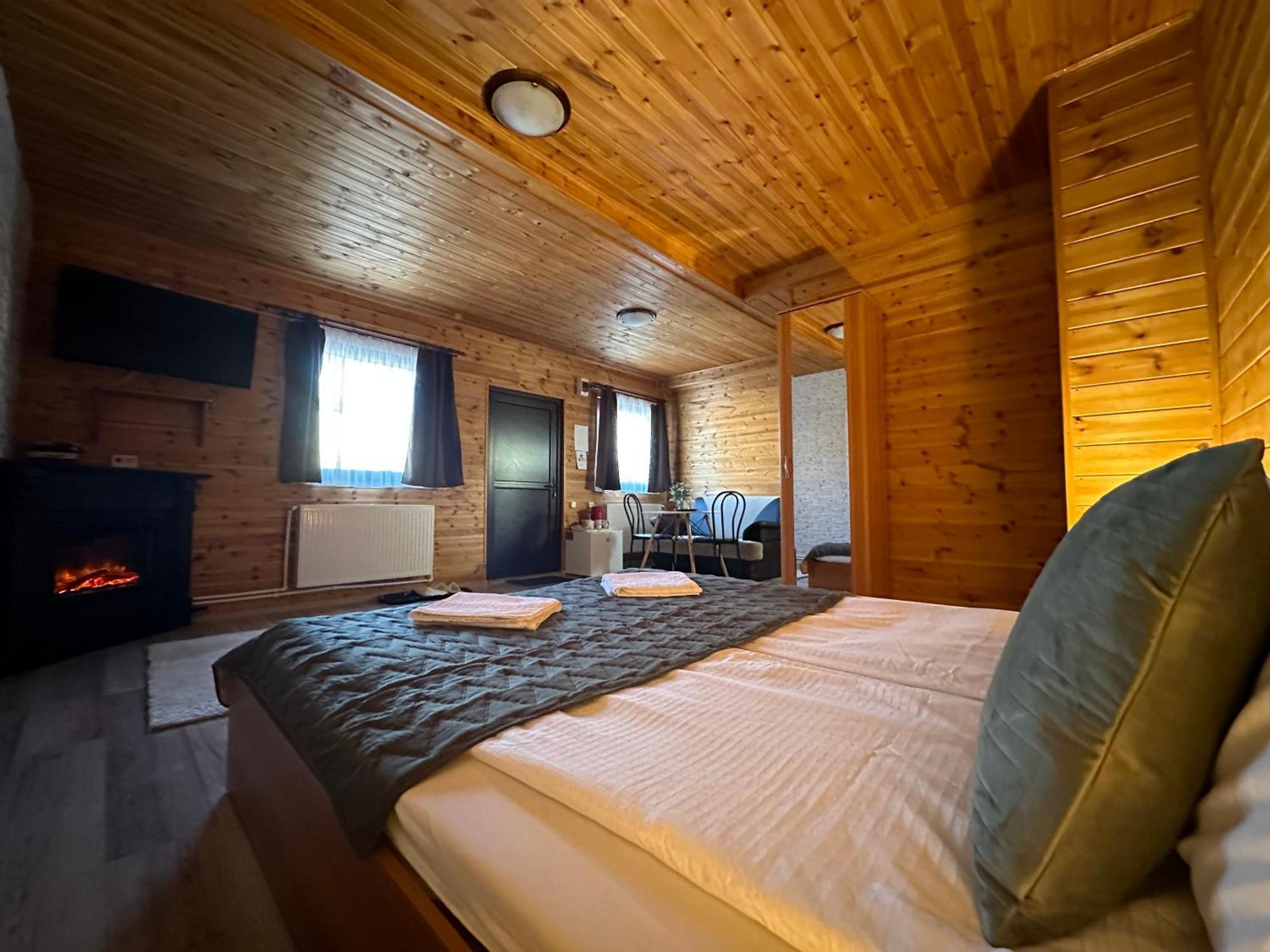 Bed and Breakfast Somogyi Vendeghaz Bancu Екстер'єр фото